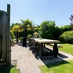 Toekomst 26 - Not Intended For Company Or Work-related *