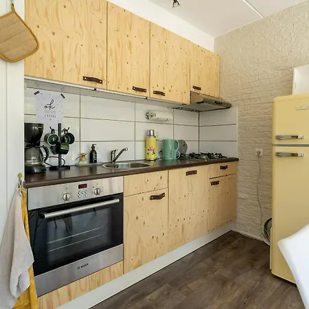 Toekomst 26 - Not Intended For Company Or Work-related * Ouddorp