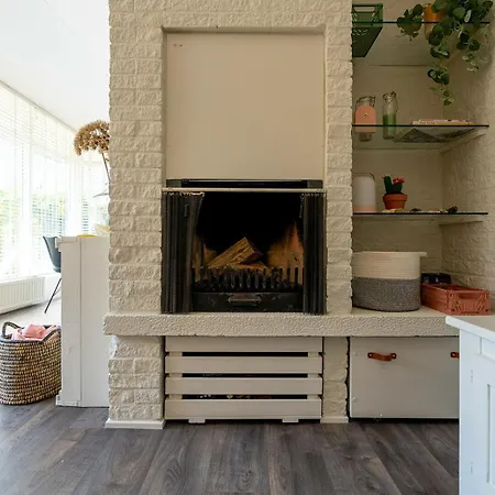 Toekomst 26 - Not Intended For Company Or Work-related アウドルプ