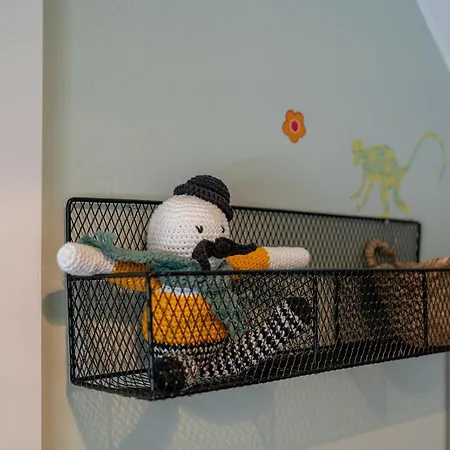 Toekomst 26 - Not Intended For Company Or Work-related