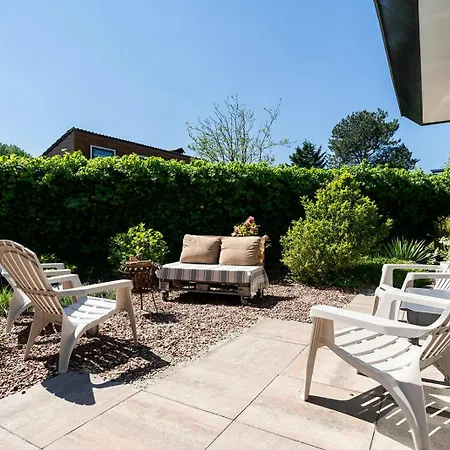 Toekomst 26 - Not Intended For Company Or Work-related 別荘