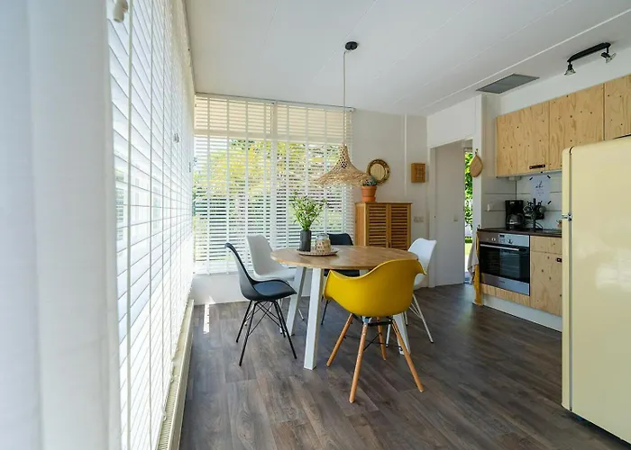 Toekomst 26 - Not Intended For Company Or Work-related 別荘