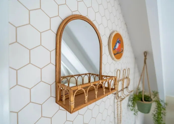 Toekomst 26 - Not Intended For Company Or Work-related アウドルプ