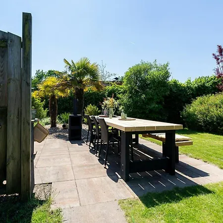 Toekomst 26 - Not Intended For Company Or Work-related 펜션 *