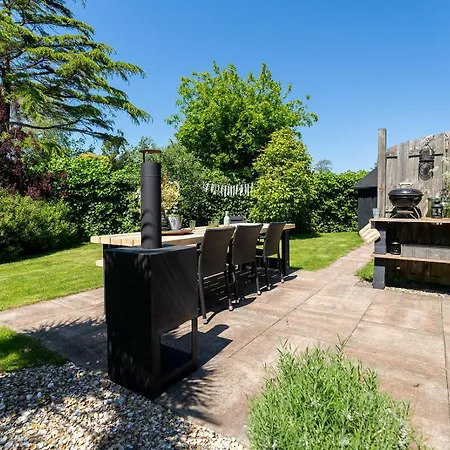 Toekomst 26 - Not Intended For Company Or Work-related * Ouddorp