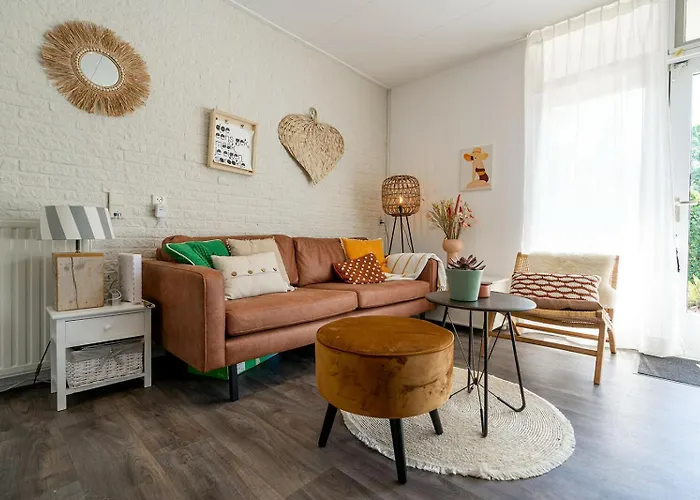 Toekomst 26 - Not Intended For Company Or Work-related بيت للعطل